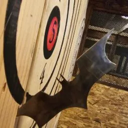 Axe Me Out - 30min. axe throwing